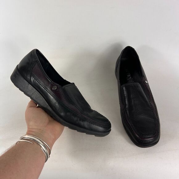 Ara Dewitt slip on minimalist loafers women’s size 10 black dark purple leather - Picture 1 of 13